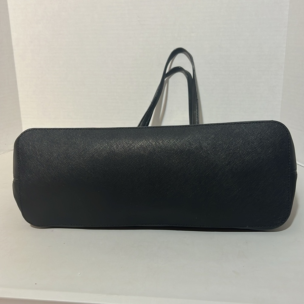 Michael Kors Black Saffiano Large Tote with Gold Accents Size: 11X18 - Picture 14 of 15